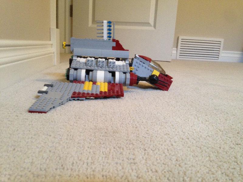 Lego Star Wars- Republic Attack Shuttle
