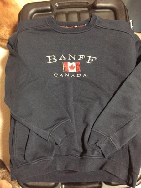 Banff Sweatshirt / Pullover - Size Adult Small