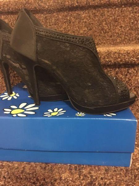 Size 8 heels