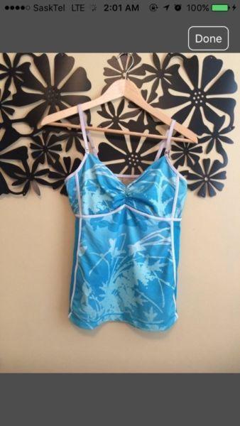 ❤️LULULEMON TANK TOP WITH BUILT IN BRA & BREATHABLE BACK