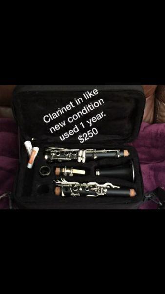 Clarinet like new
