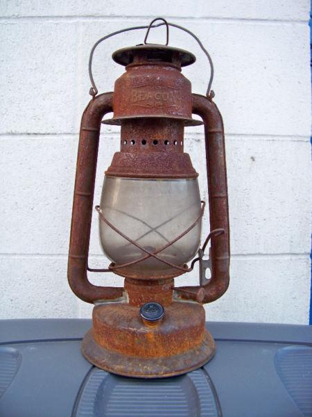 BEACON KEROSENE LAMP ***NOW FIRST $20 GETS IT***