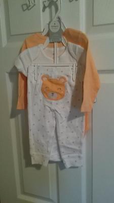 9 month 3 pc Carters set New with Tags