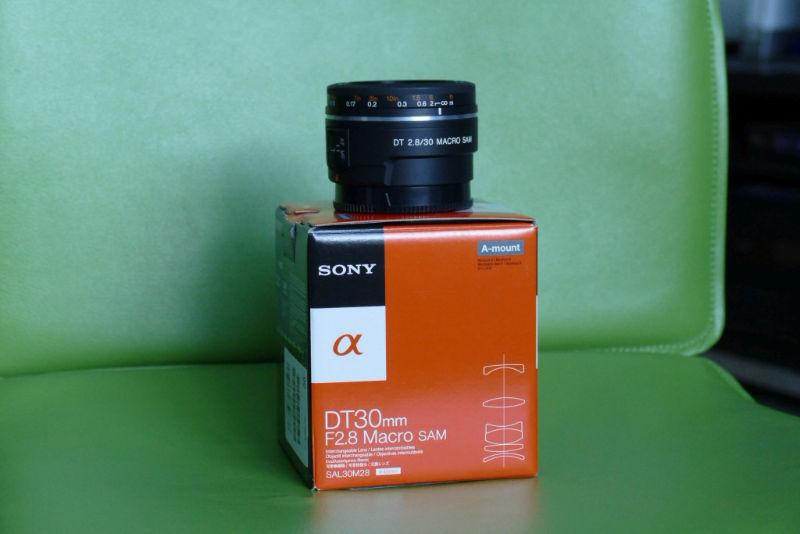 Sony SAL30M28 DT 30mm F2.8 SAM Macro for Alpha A-mount (NEW)