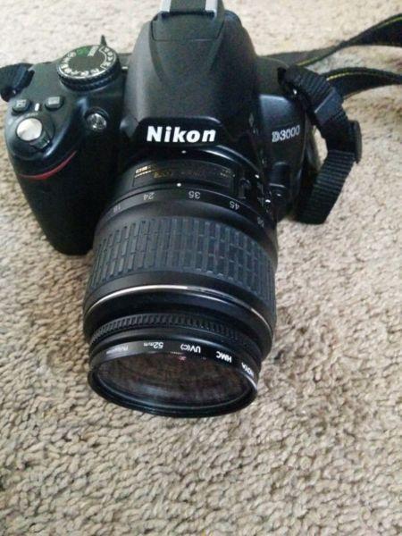Nikon D3000 camera mint condition