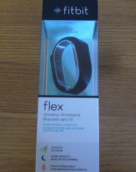 FIT BIT, FLEX..... NEW ... THE PACKAGE HAS NEVER BEEN OPENED