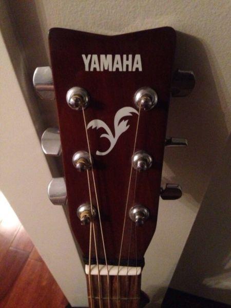 Yamaha F310 CS Guitar
