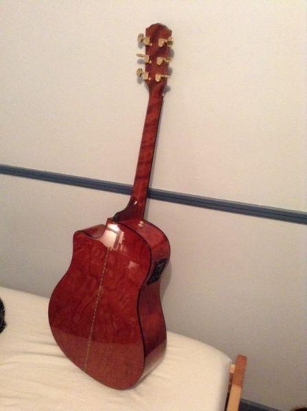 Fender Cut-away CD-220SCE Acoustic for sale PRICE REDUCED