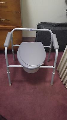Commode and bath chair