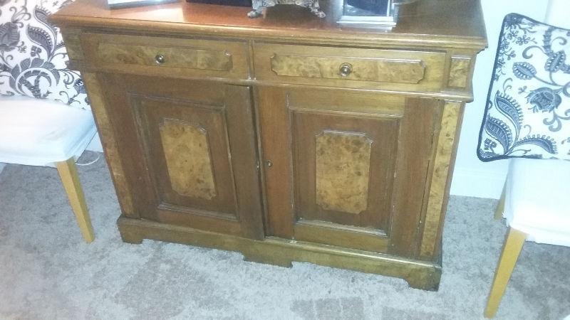 antique sideboard/hutch/cabinet