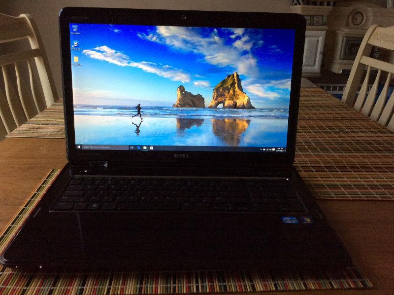 Dell Inspiron N7110 i5 -2450 M,1TB HD 2.50 GHz with Targus bag