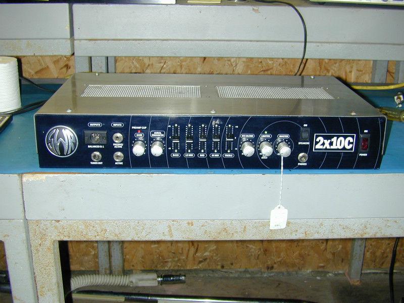 SWR 2X10C Bass head amp