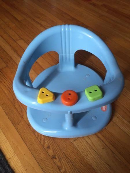 Baby bath ring seat with suctions