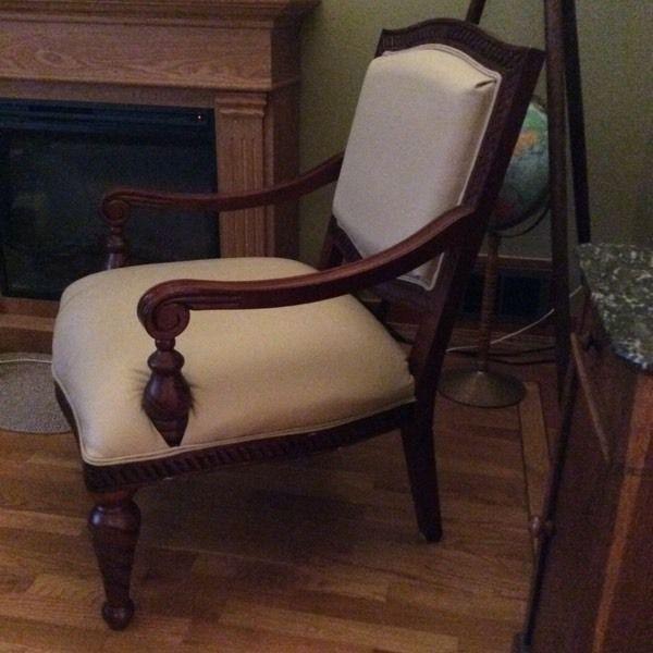 Colonial chair