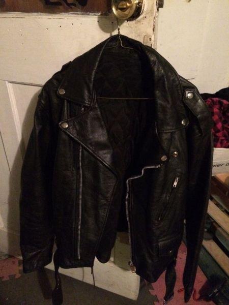 100% GENUINE LEATHER EXCELLENT CONDITION MENS LARGE SIZE JACKET