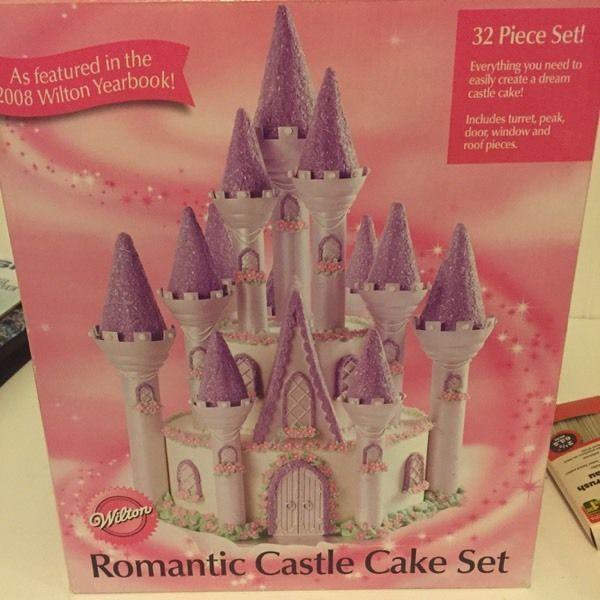 Wilton Castle Cake Set