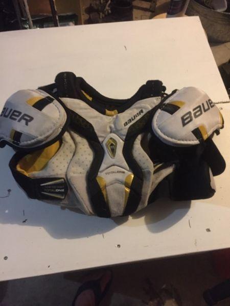 Wanted: Bauer Total One shoulder pads