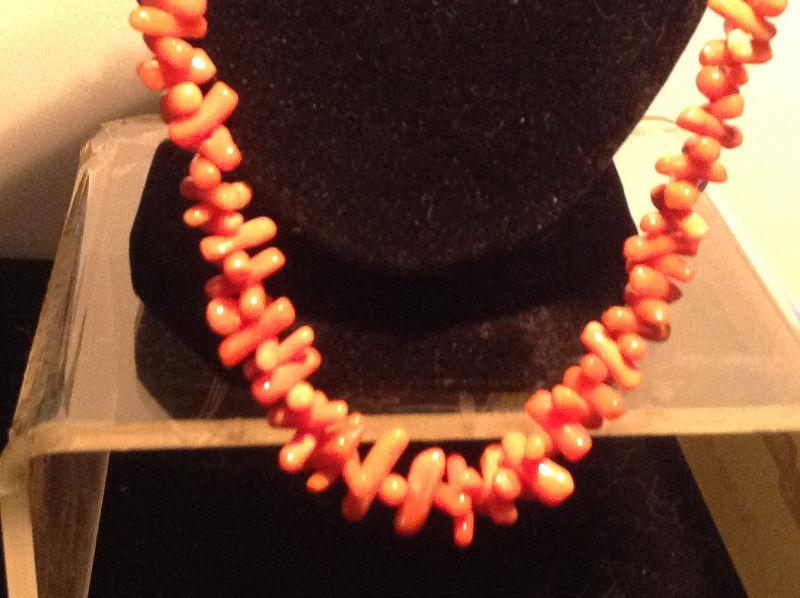 Vintage Natural Coral Necklace