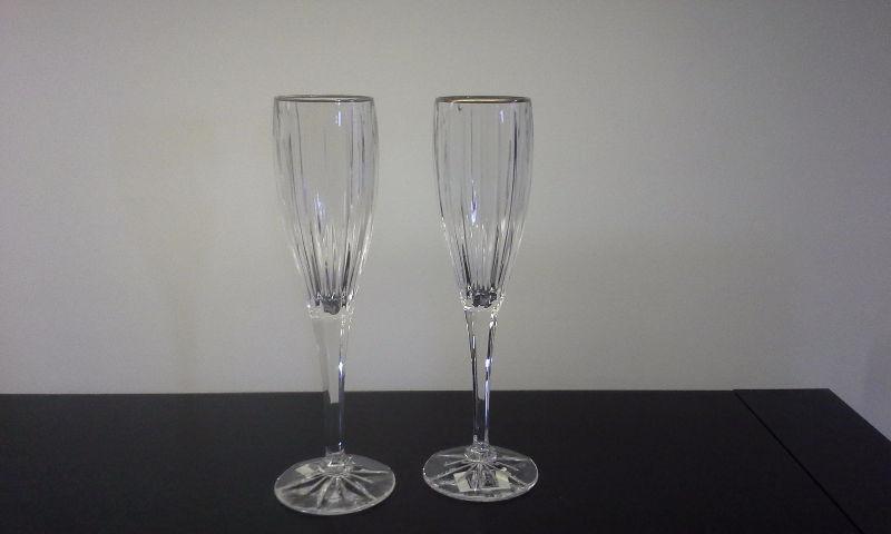 MIKASA CRYSTAL FLUTED CHAMPAGNE GLASSES 