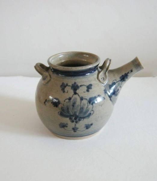 Japanese Style Stoneware Teapot w/ Pig Snout Spout Made in B.C