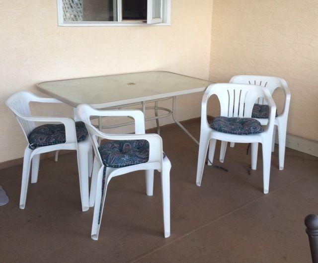 Patio Table & Chairs