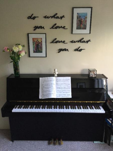 C108 Piano $1600 must move out of Kitsilano before Aug 30