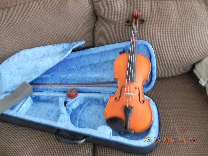 3/4 size Gliga violin / fiddle