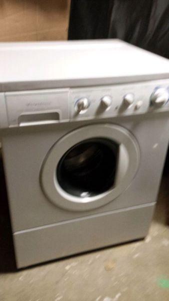 Frigidaire gallery front load washer
