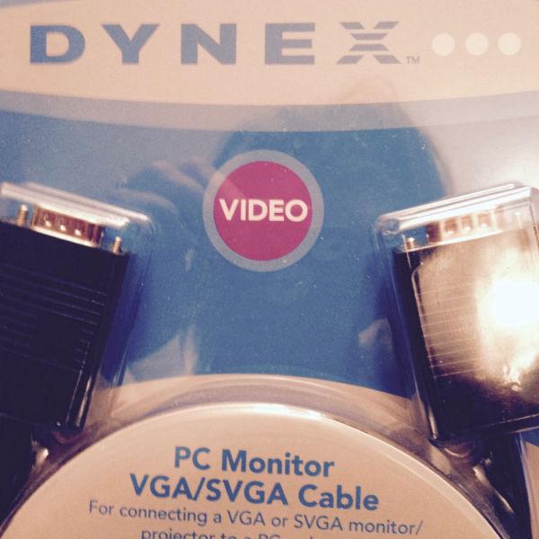 DYNEX VIDEO PC MONITOR VGA/SVGA CABLE 10 FT