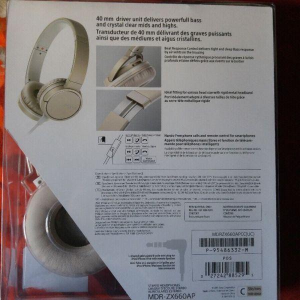 Brand new Sony MDR-ZX660AP Sound Monitoring Headphones