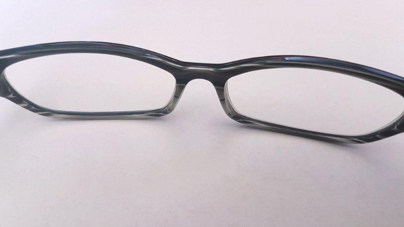 Female Guess Prescription Glasses (Brand New)
