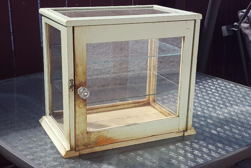 Vintage wood 5 sided glass SHOWCASE/DISPLAY CASE