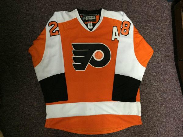 Claude Giroux Philadelphia Flyers NHL Hockey Jersey Size 56 3XL