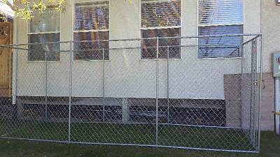 Chainlink outdoor kennel