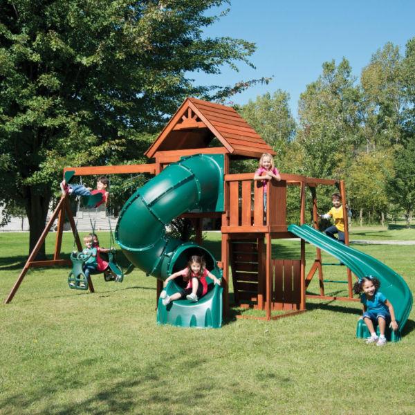 Wanted: Green Play Structure Tube