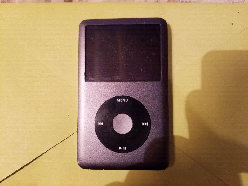 120 gb Black iPod Classic