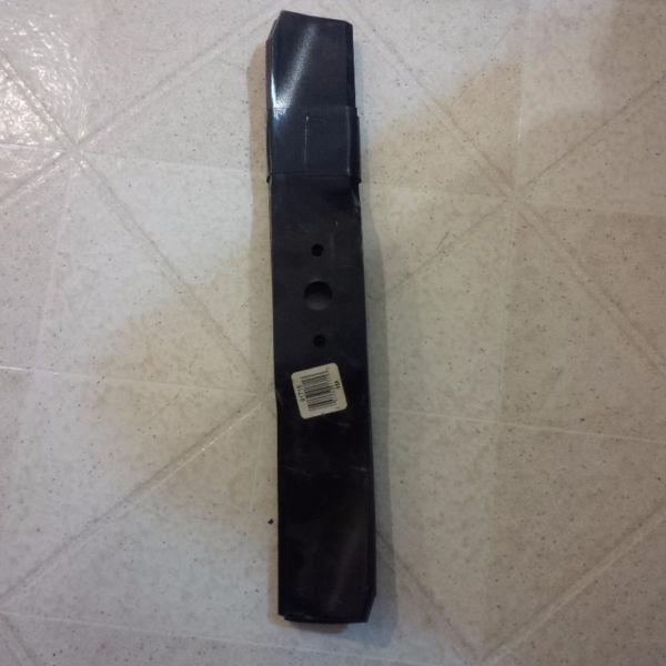 91715 lawn mower blade to fit Cub Cadet 48 inch cut for sale