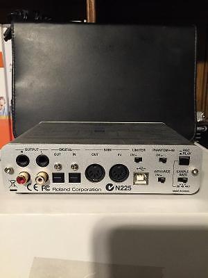 Edirol (Roland) UA-25 External 24/96 USB Audio Interface