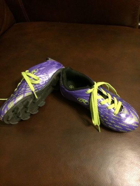 Girls Rawlings Sz 11 Soccer Shoes