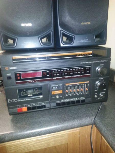 MULTI SYSTEM RECORD PLAYER,CASSETTE AND RADIO