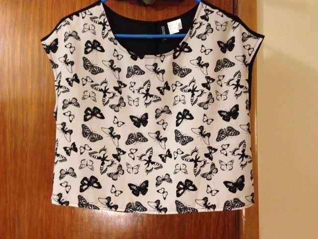 Divided by H&M butterfly top-sz 4