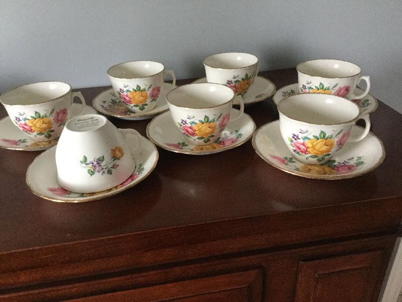 Teacups and saucers - Ridgway Chateau Rose set of 7