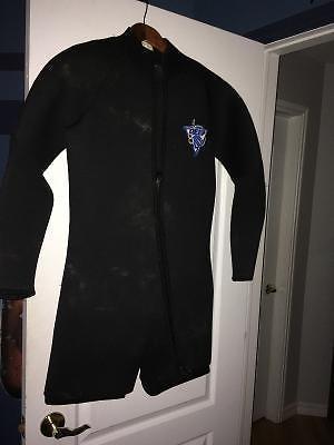 Wet suit men's XL