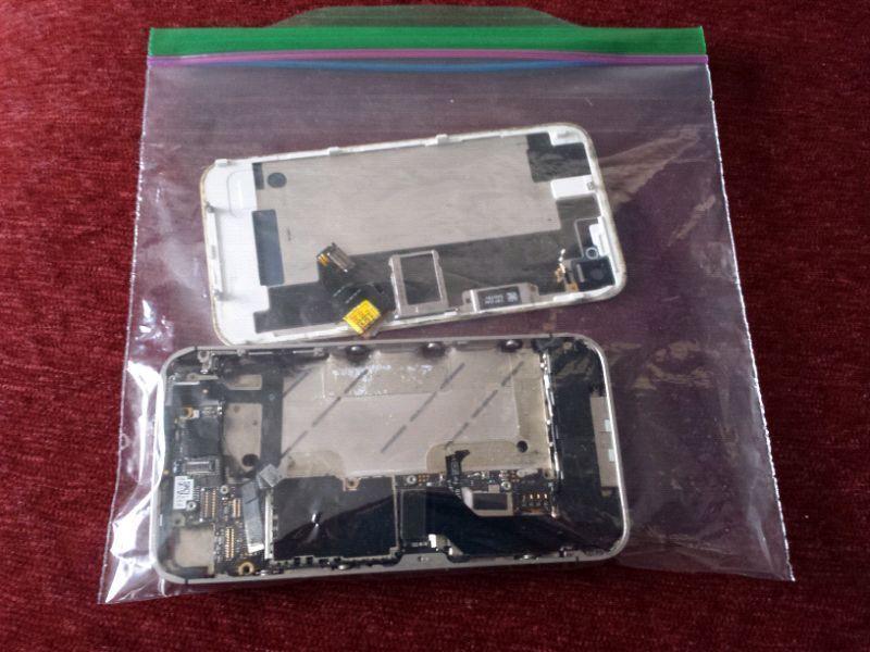 Iphone 4 mother board for parts