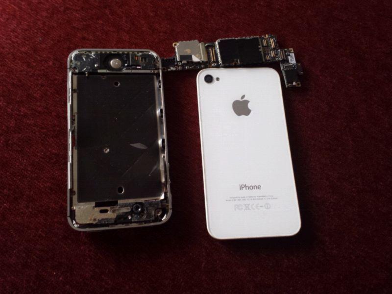 Iphone 4 mother board for parts