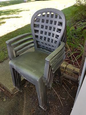 Set of 4 Stackable Silver Lawn Chairs