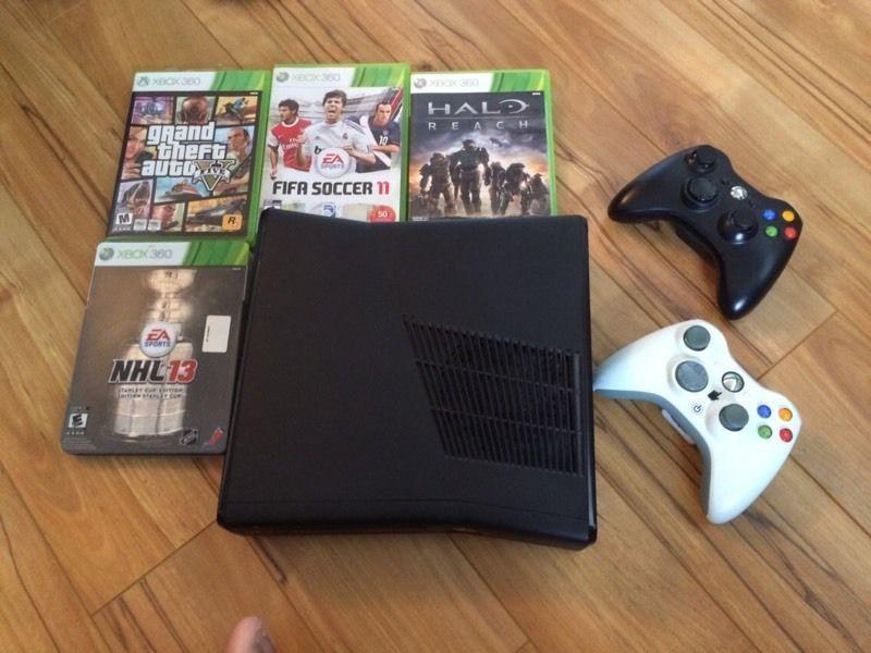 Xbox 360 250gb + 2 controllers and games