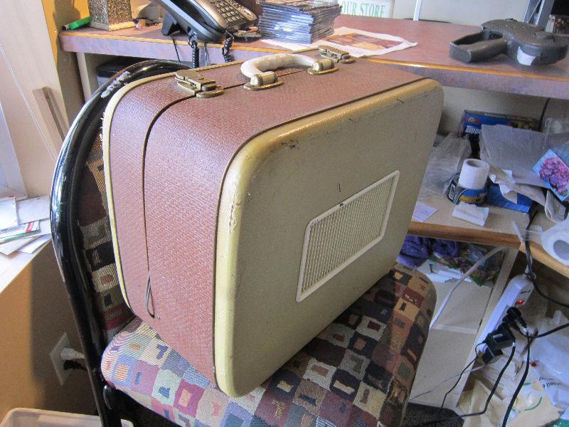 1950's PEXPETUUM EBNER Suitcase Record Player For Parts