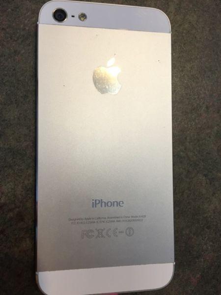 White iPhone 5 16GB no Sim Card