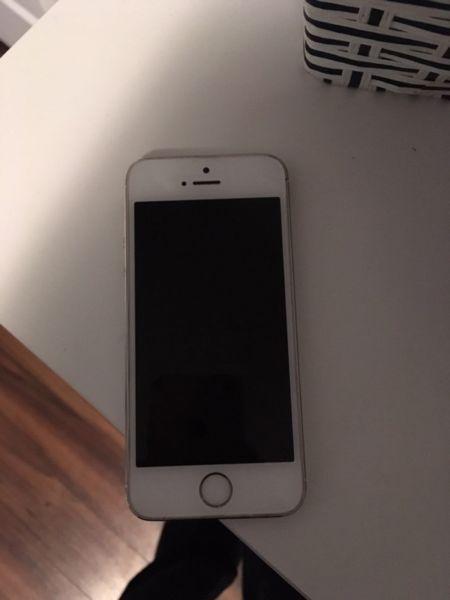 White iPhone 5s for sale